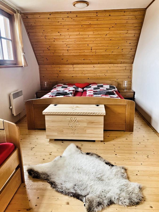 Drevenička Anička - Liptovská Mara Liptovský Trnovec Exterior foto